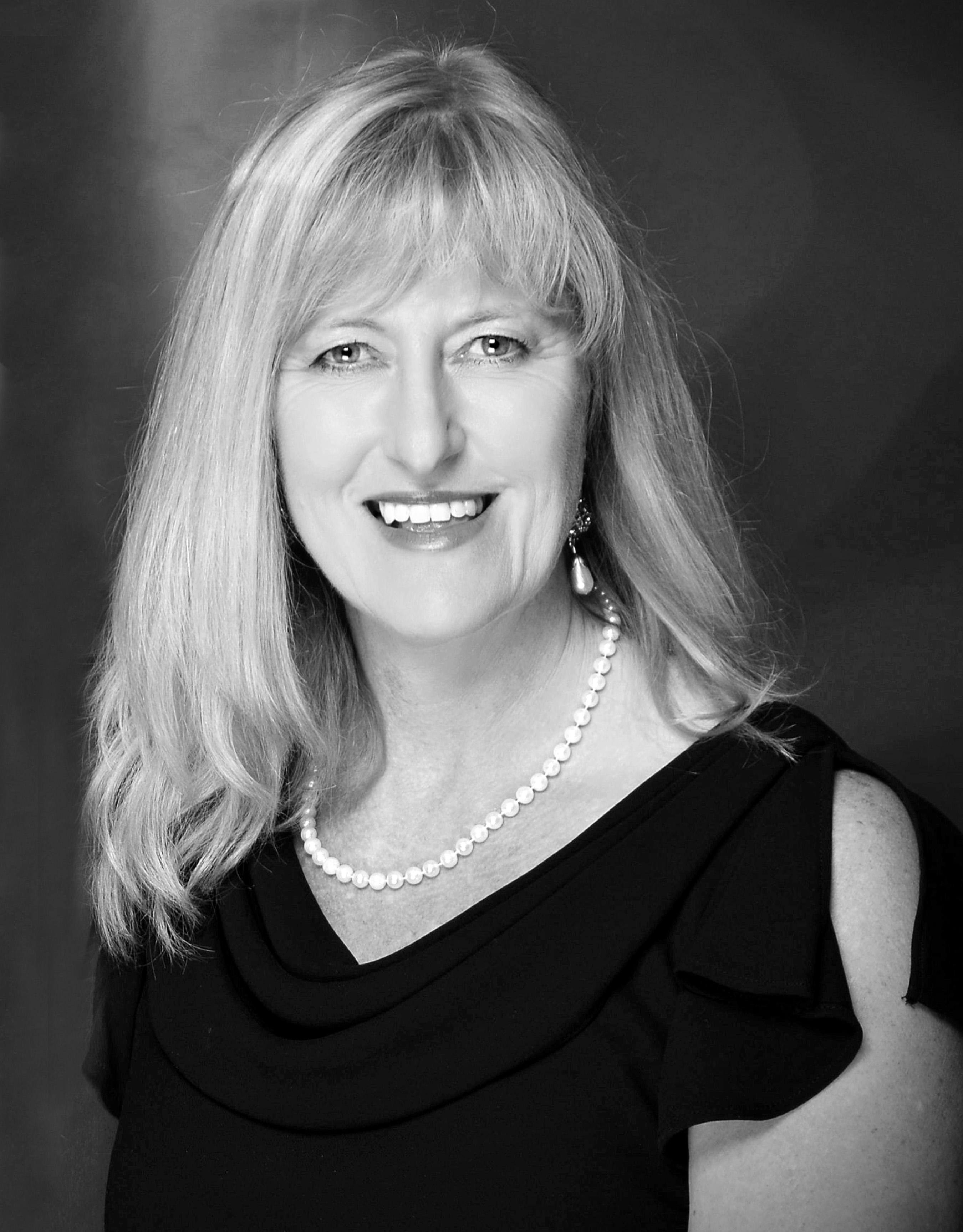 Betty Bradley, Headshot